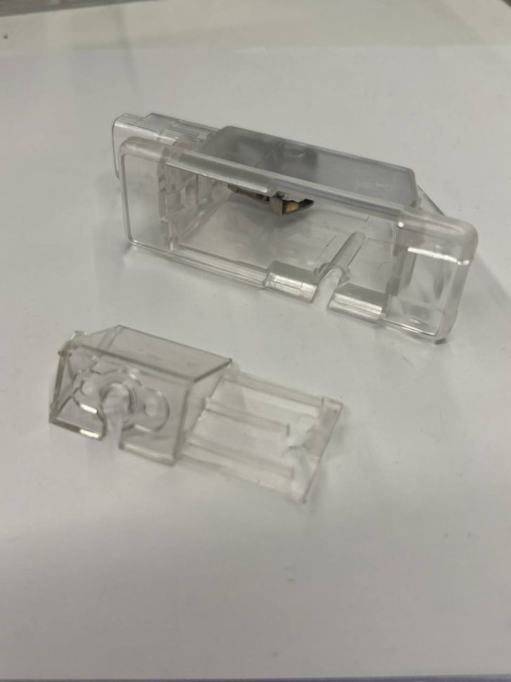 Адаптер под заднюю камеру в подсветку номера Chevrolet Cruze (2012+) (хэтч), Aveo (2012+)