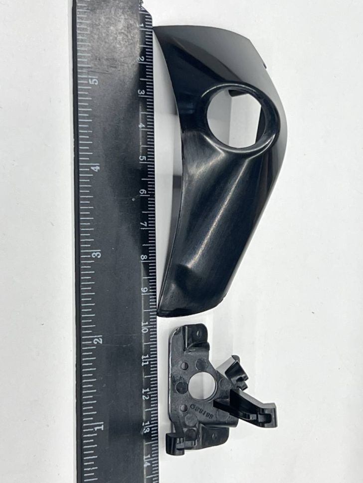 Адаптер под переднию камеру в решетку радиатора Toyota Camry 2018+