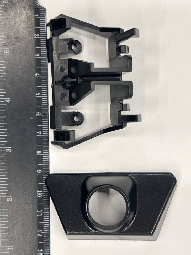 Адаптер под переднию камеру в логотип Toyota Land Cruiser 2012-2015