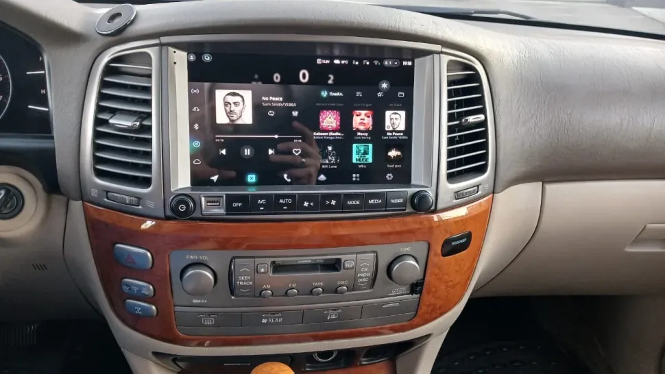 Штатная магнитола Teyes CC4 Pro 8/128 Toyota Land Cruiser 100 (2002-2007) F2 Тип-C