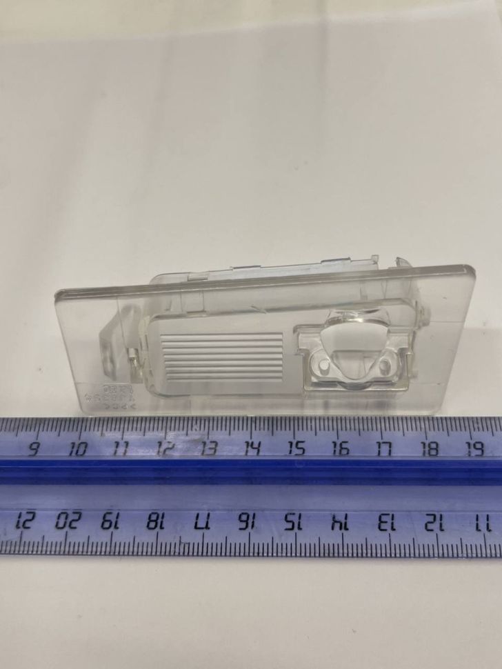 Адаптер под заднюю камеру в подсветку номера Hyundai Solaris седан 2017+, Elantra 2012+