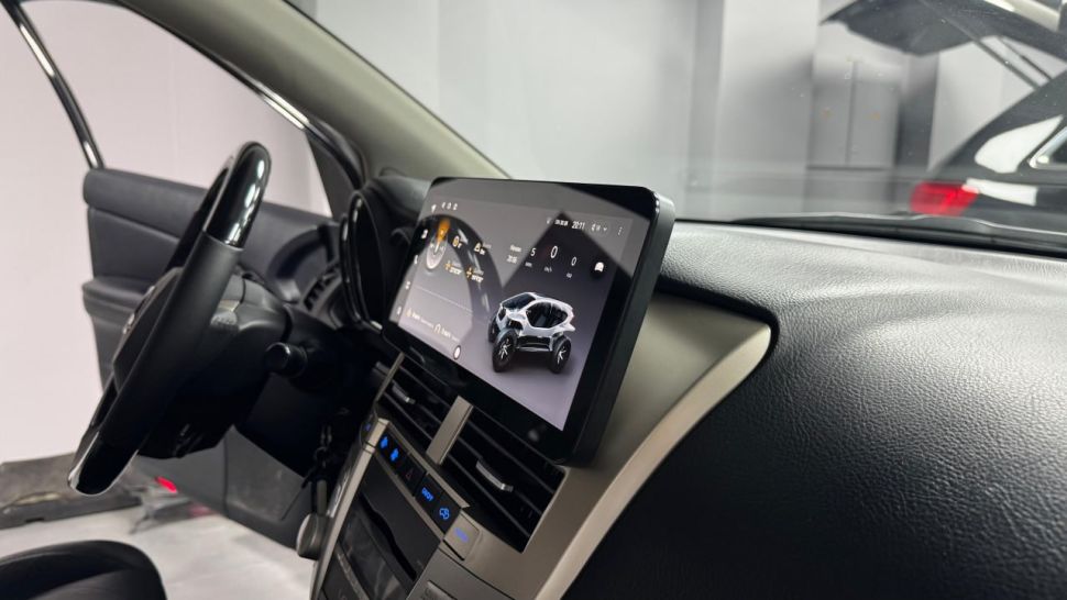 Штатная магнитола Teyes LUX ONE 4/32 Lexus RX300 RX330 RX350 RX400H (2003-2009) Тип-B